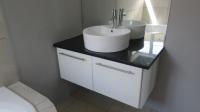 Main Bathroom - 7 square meters of property in Sparrebosch