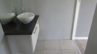 Bathroom 1 - 6 square meters of property in Sparrebosch