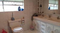 Main Bathroom - 7 square meters of property in Birchleigh North