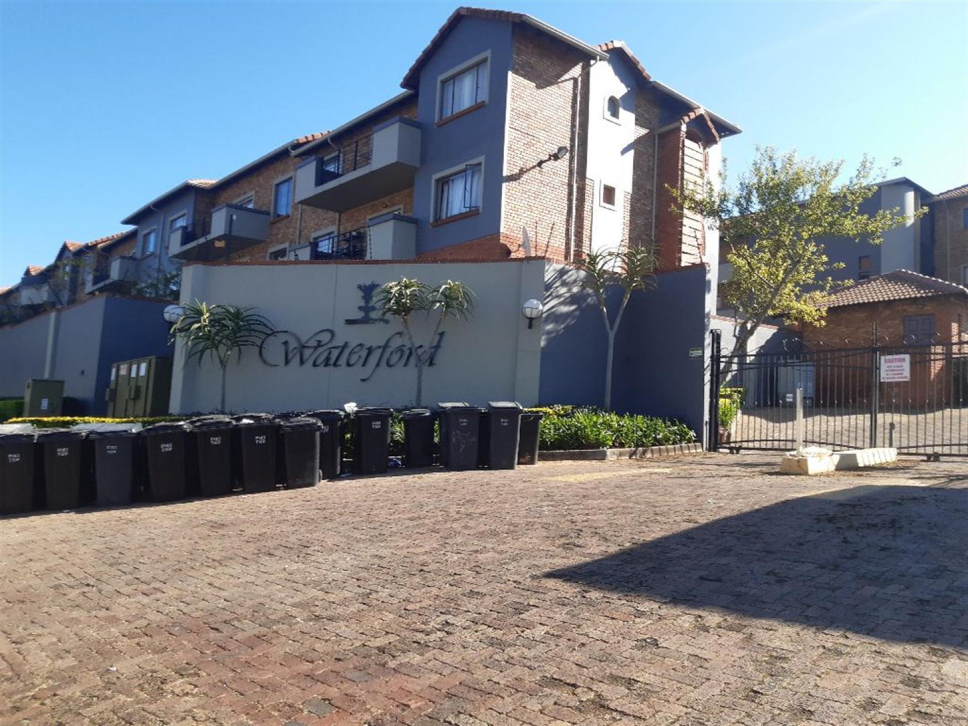 Front View of property in Halfway Gardens