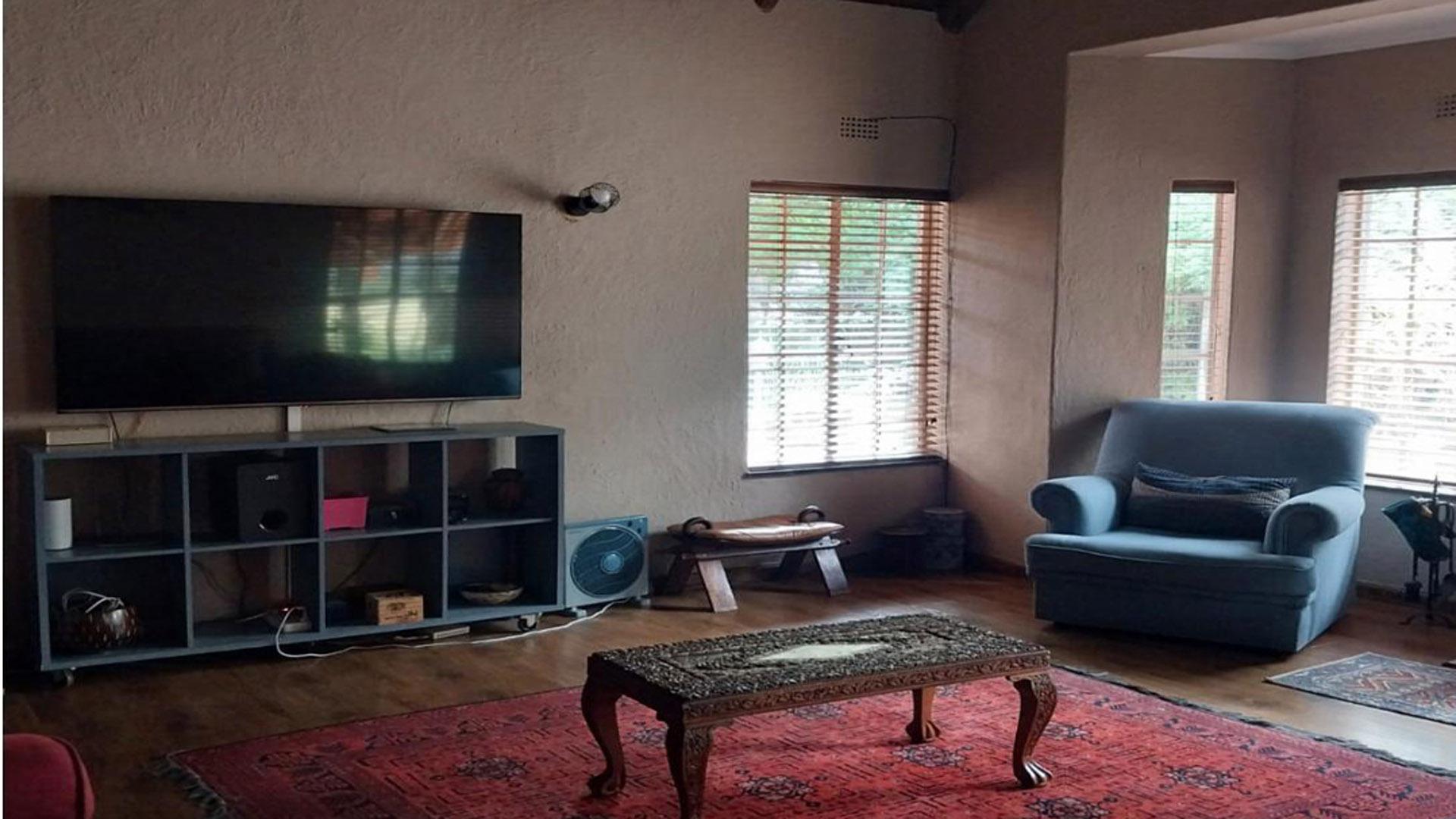 Lounges of property in Buccleuch