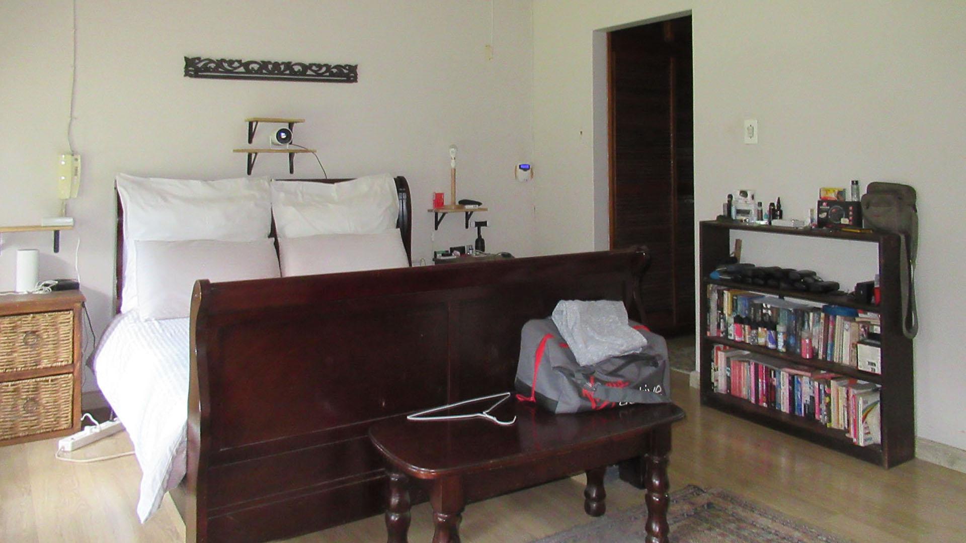 Main Bedroom - 32 square meters of property in Buccleuch