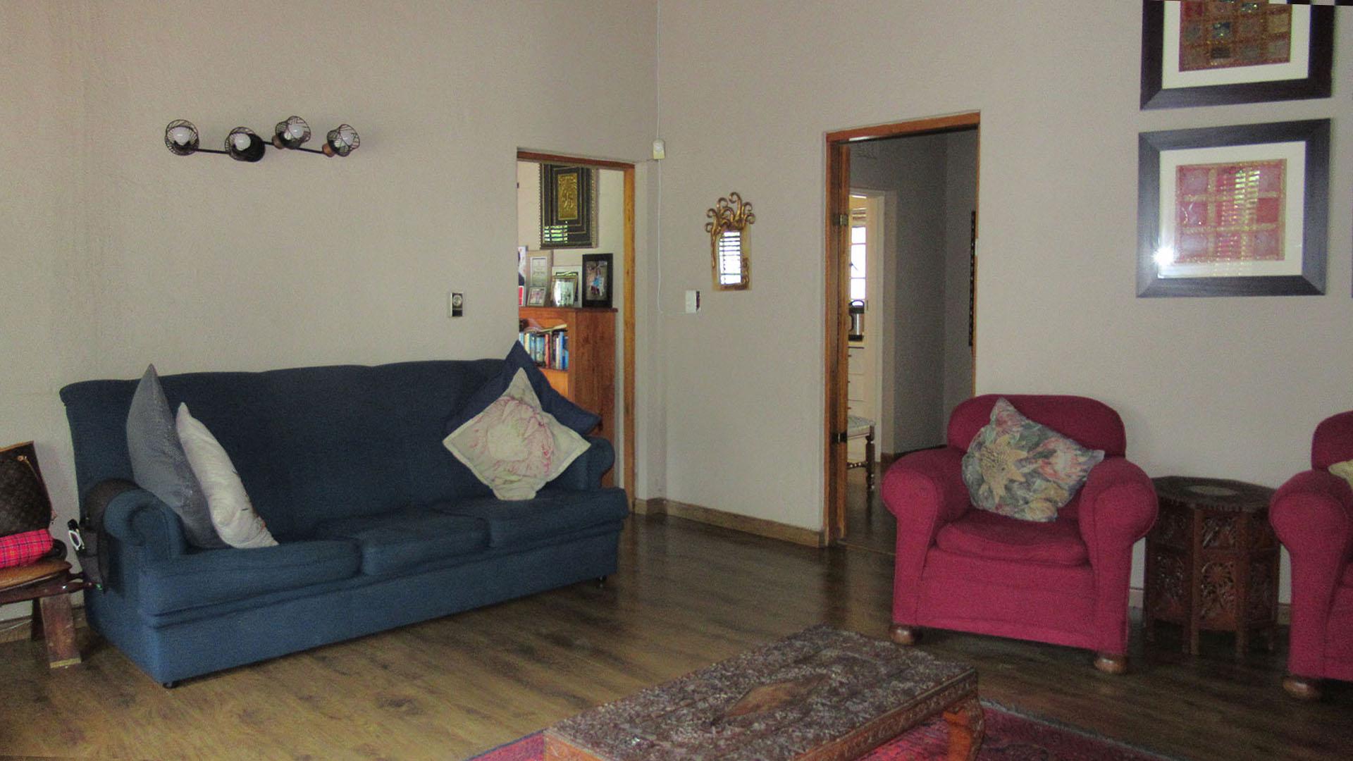 Lounges - 87 square meters of property in Buccleuch
