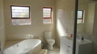 Main Bathroom - 11 square meters of property in Sonneveld