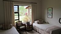 Bed Room 1 - 19 square meters of property in Plettenberg Bay