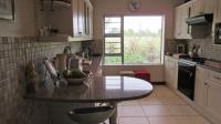 Kitchen - 29 square meters of property in Plettenberg Bay