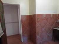 Bathroom 1 - 8 square meters of property in Henley-on-Klip