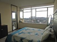 Main Bedroom - 20 square meters of property in Parktown