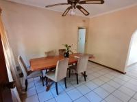 Dining Room - 16 square meters of property in Terenure