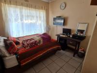 Bed Room 3 - 11 square meters of property in Terenure