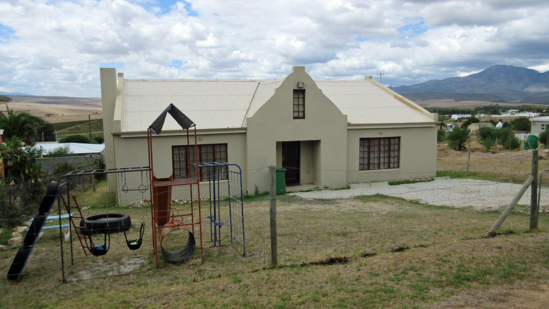 Front View of property in Bot River