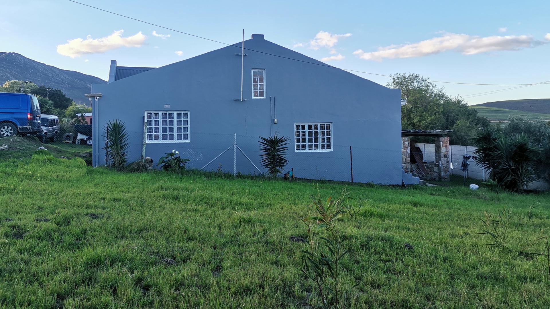 Backyard of property in Bot River