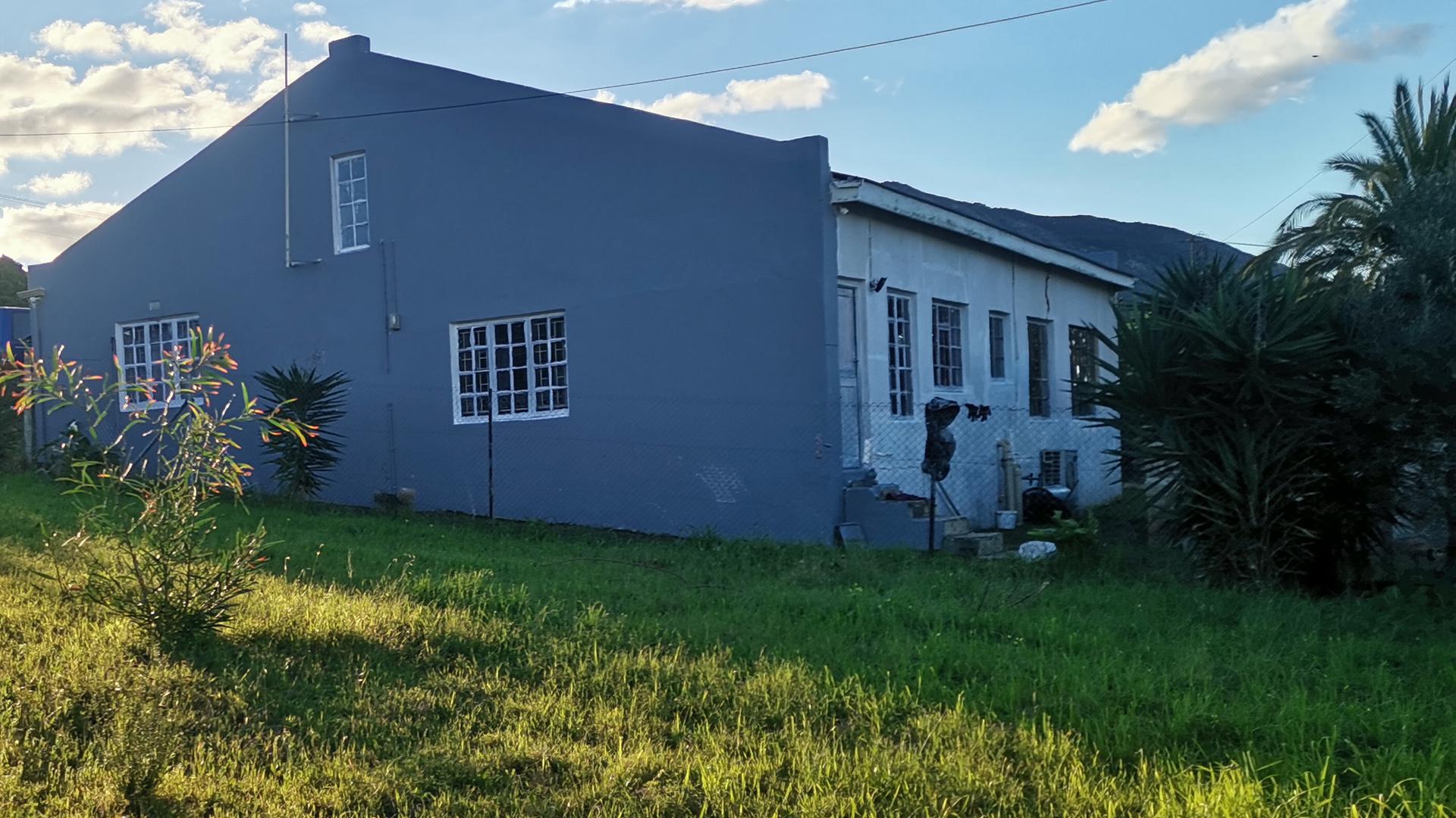 Backyard of property in Bot River