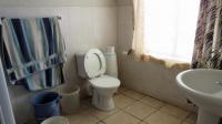 Main Bathroom - 6 square meters of property in Bot River