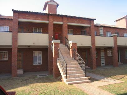 2 Bedroom Simplex for Sale For Sale in Mooikloof - Home Sell - MR19149