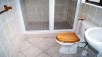 Bathroom 2 - 5 square meters of property in Pennington