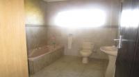 Bathroom 3+ - 12 square meters of property in Walkerville