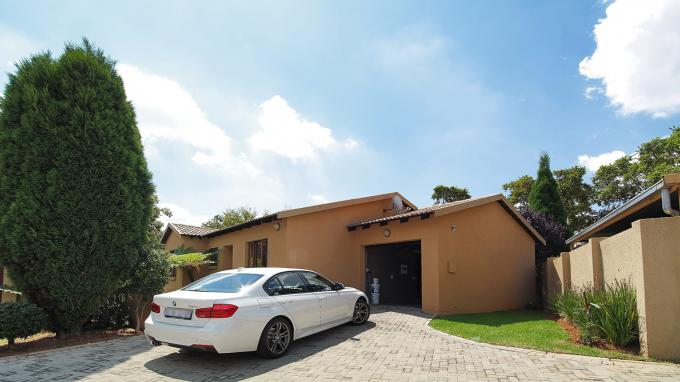 3 Bedroom Sectional Title for Sale For Sale in Country View - Home Sell - MR191777