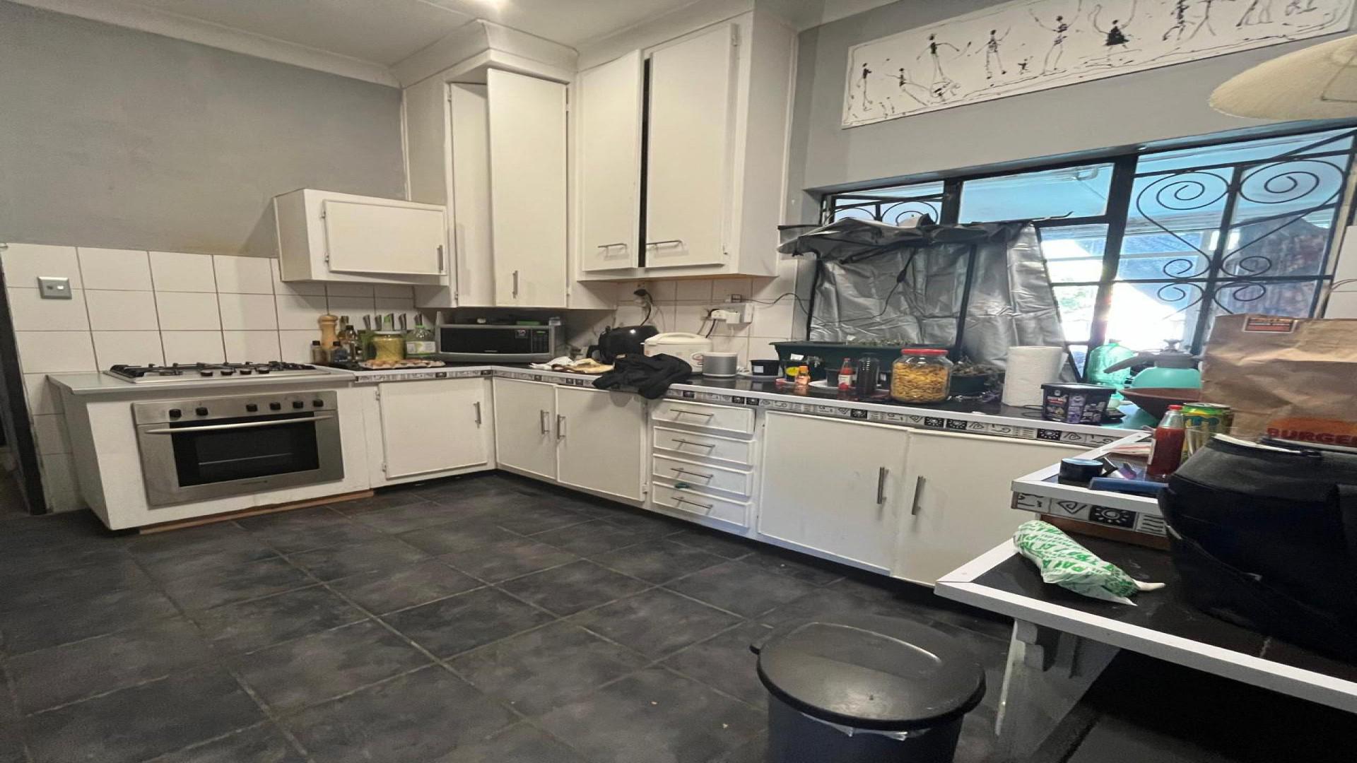 Kitchen of property in Noordhoek (Bloemfontein)