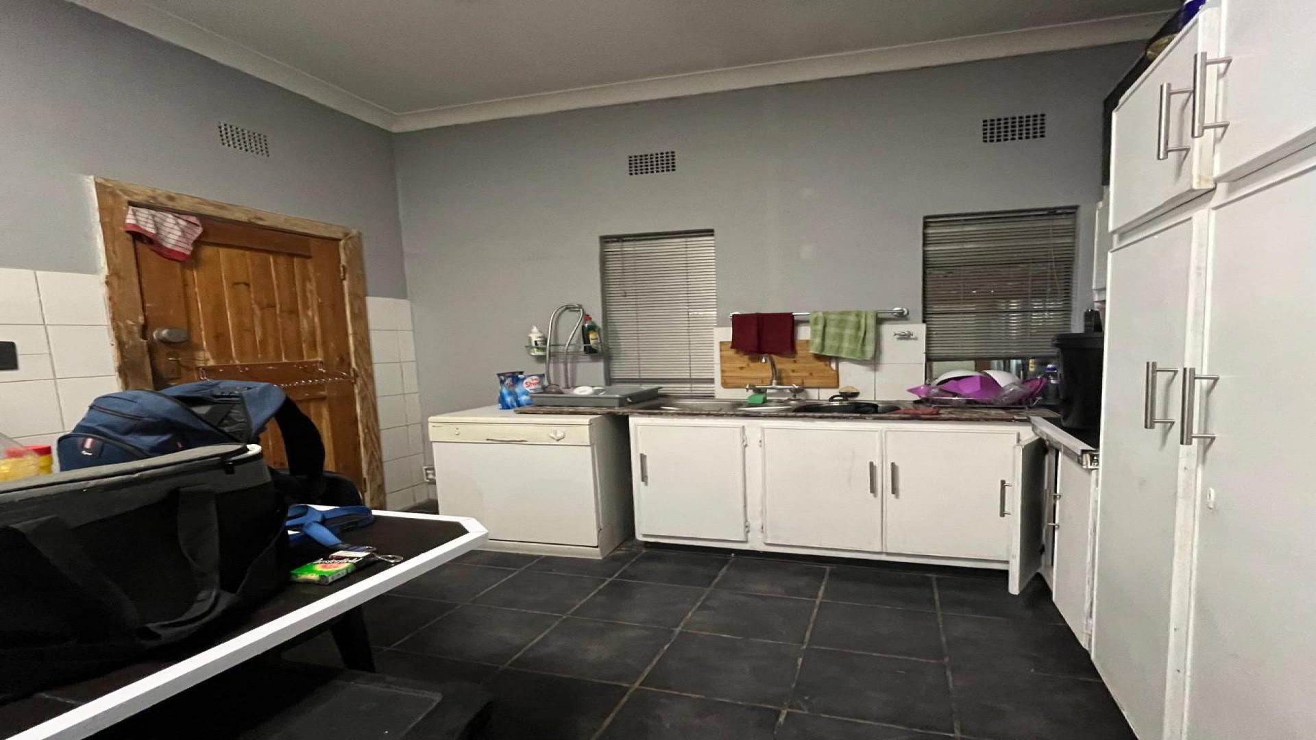 Scullery of property in Noordhoek (Bloemfontein)