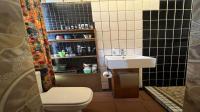 Bathroom 3+ of property in Noordhoek (Bloemfontein)