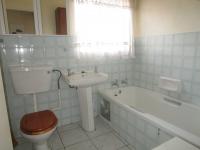 Bathroom 1 - 4 square meters of property in Kempton Park