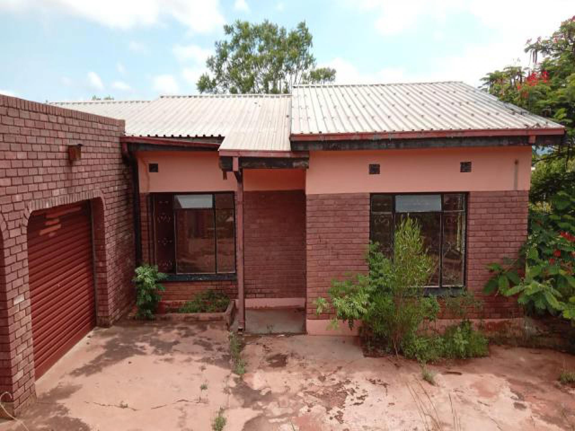 Front View of property in Makhado (Louis Trichard)