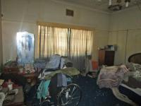 Main Bedroom - 26 square meters of property in South Crest