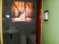 Bathroom 2 of property in Motsu