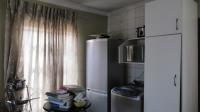 Kitchen - 12 square meters of property in Roodekop