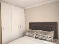 Main Bedroom - 11 square meters of property in Roodekop