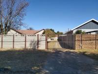 Front View of property in Springs