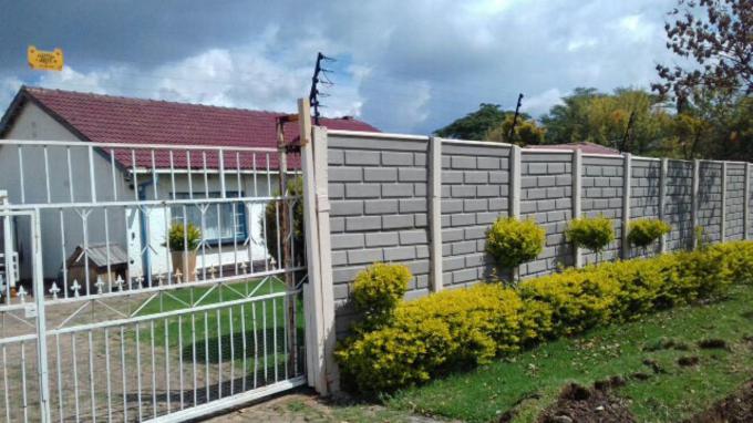 Standard Bank SIE Sale In Execution 3 Bedroom House for Sale in Hurlyvale - MR193673