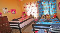 Bed Room 1 - 14 square meters of property in Beyers Park