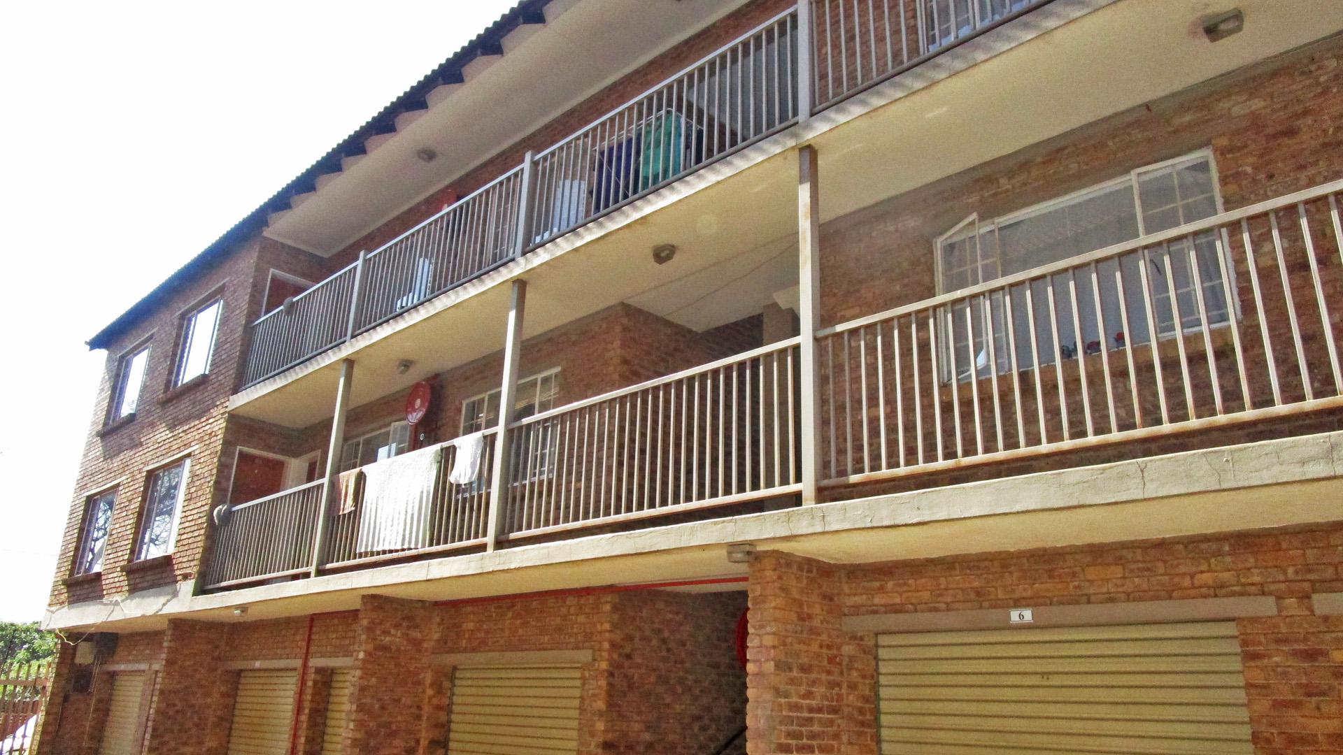 Front View of property in Kempton Park