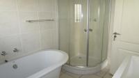 Main Bathroom - 7 square meters of property in Greenstone Hill