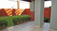 Patio - 19 square meters of property in Greenstone Hill