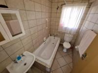 Bathroom 1 of property in Trichardt