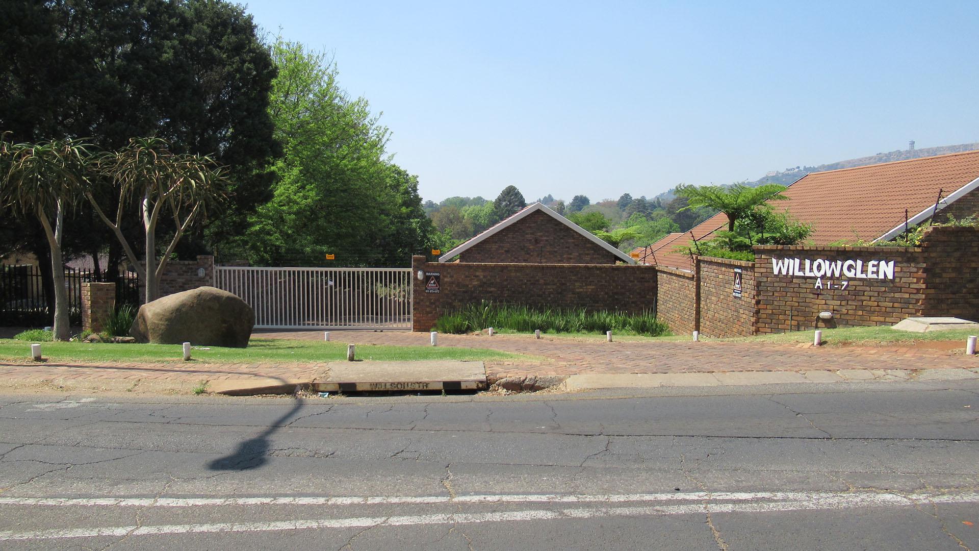 Front View of property in Fairlands