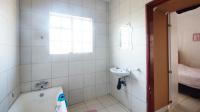 Bathroom 3+ - 25 square meters of property in President Park A.H.