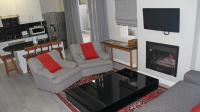 Lounges - 14 square meters of property in Stellenbosch
