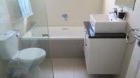 Bathroom 1 - 5 square meters of property in Stellenbosch