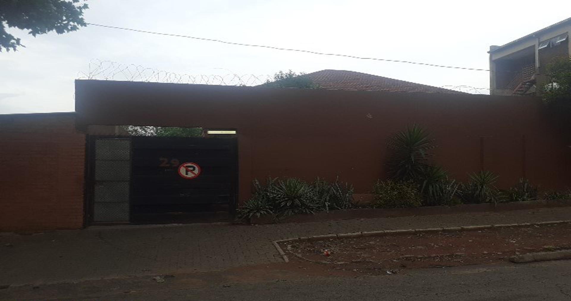Front View of property in Jeppestown