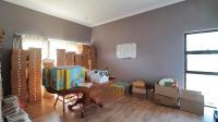 Dining Room - 19 square meters of property in Midrand