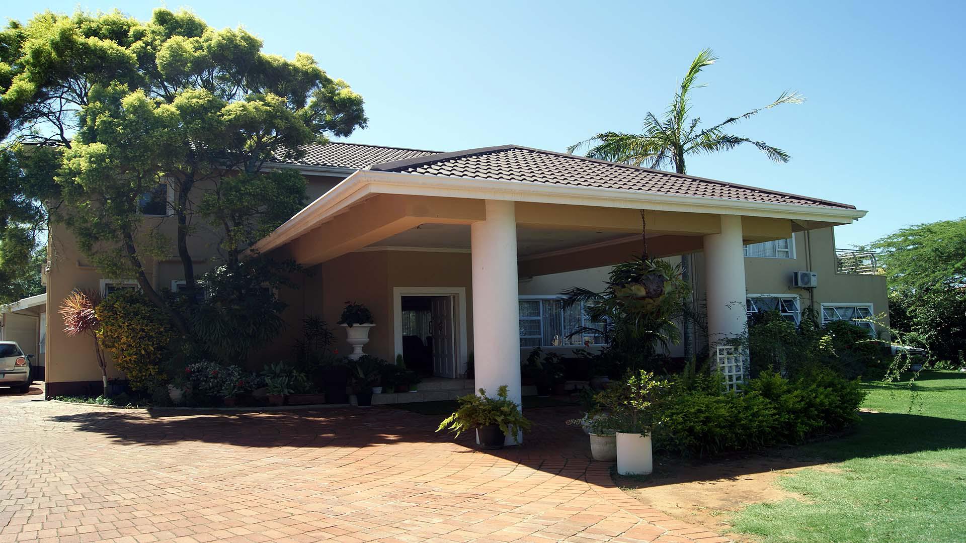 Front View of property in Durban North 