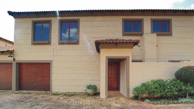 3 Bedroom Sectional Title for Sale For Sale in Woodhill Golf Estate - Private Sale - MR197423