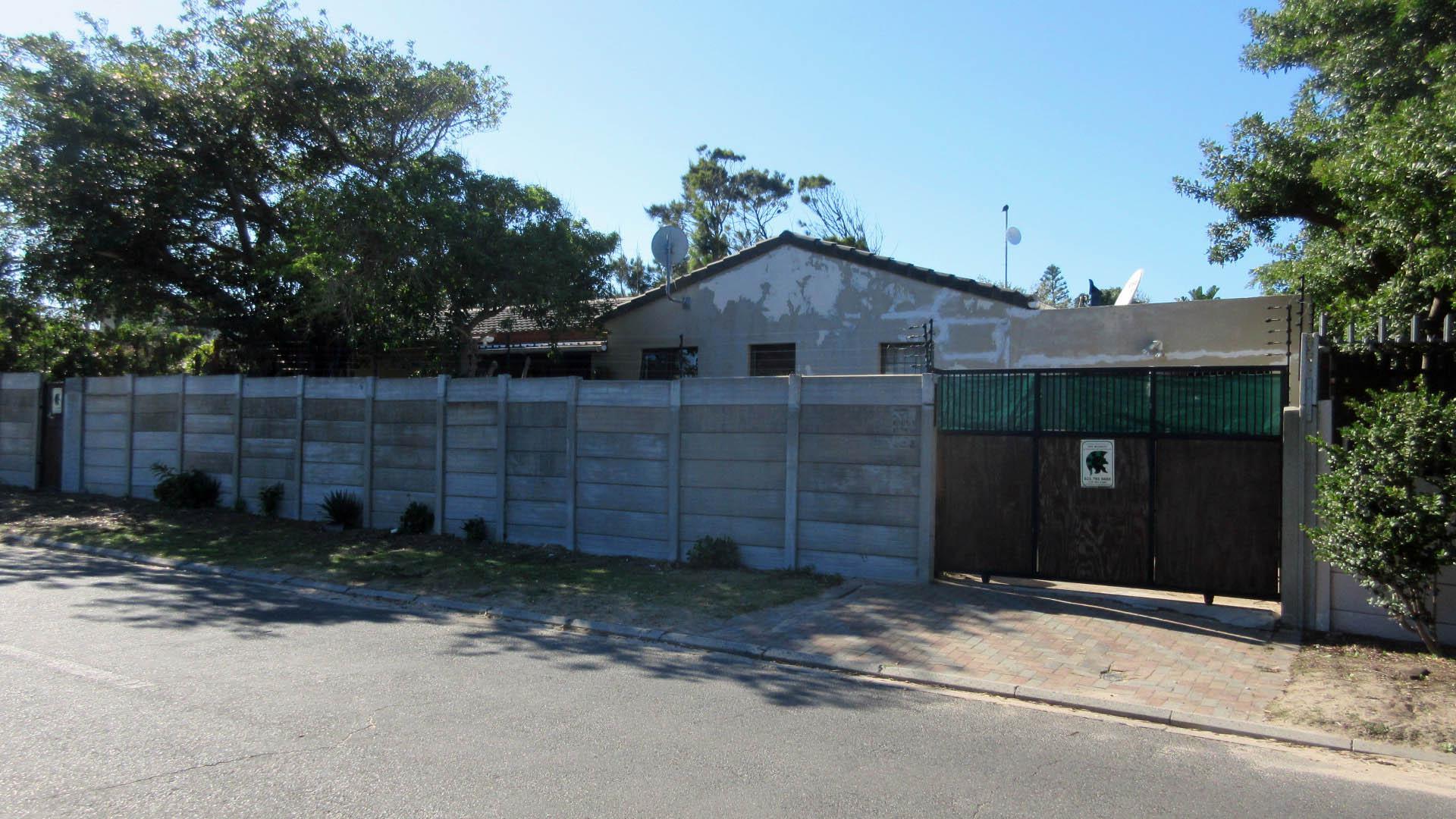 Front View of property in Noordhoek