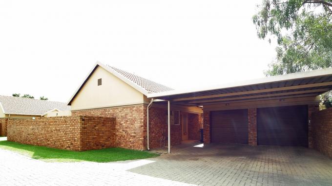 2 Bedroom Sectional Title for Sale For Sale in Equestria - Private Sale - MR197642