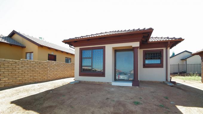 2 Bedroom House for Sale For Sale in Soshanguve - Home Sell - MR197665