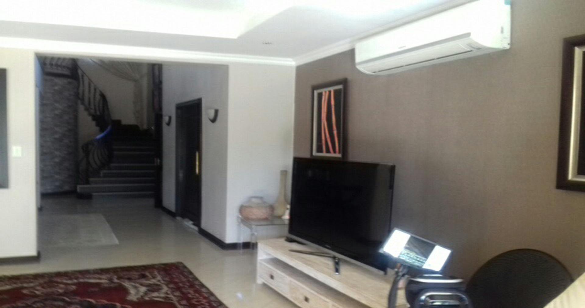 Lounges of property in Fourways